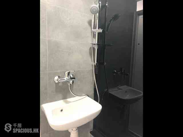 Wan Chai - Glory House 12
