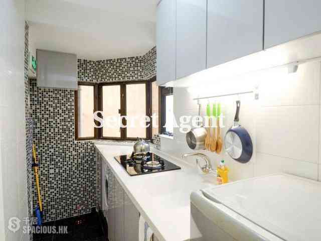 Soho - Lilian Court 08