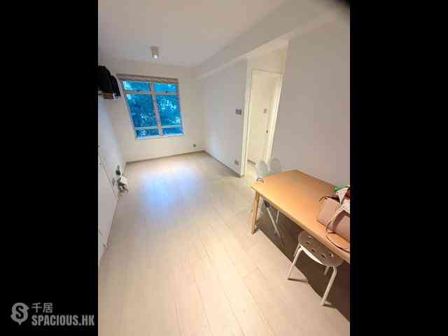 Sai Ying Pun - Kui Yan Court 01