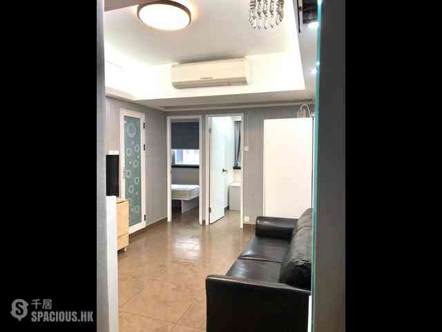 Wan Chai - Glory House 01