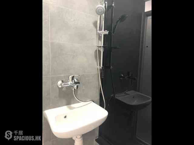 Wan Chai - Glory House 05