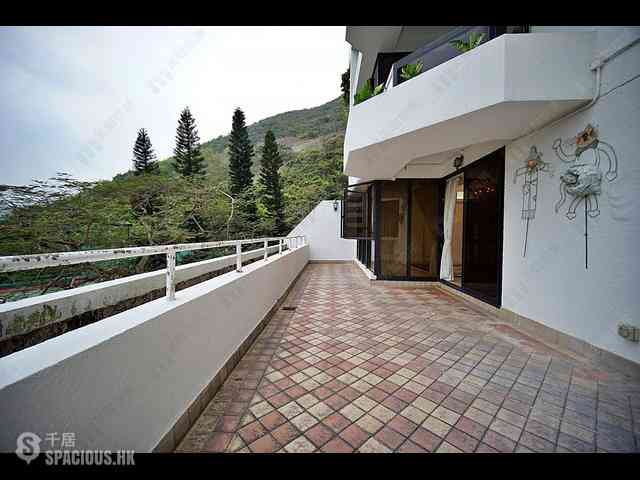 Repulse Bay - South Bay Towers 09