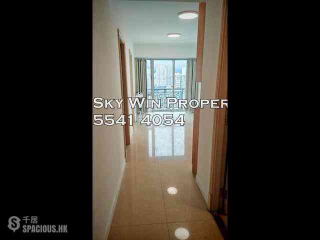 To Kwa Wan - Sky Tower 03