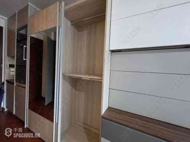 Wan Chai - The Avenue Phase 2 Block 2 03