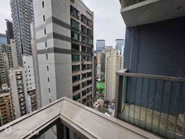 Wan Chai - The Avenue Phase 2 Block 2 06