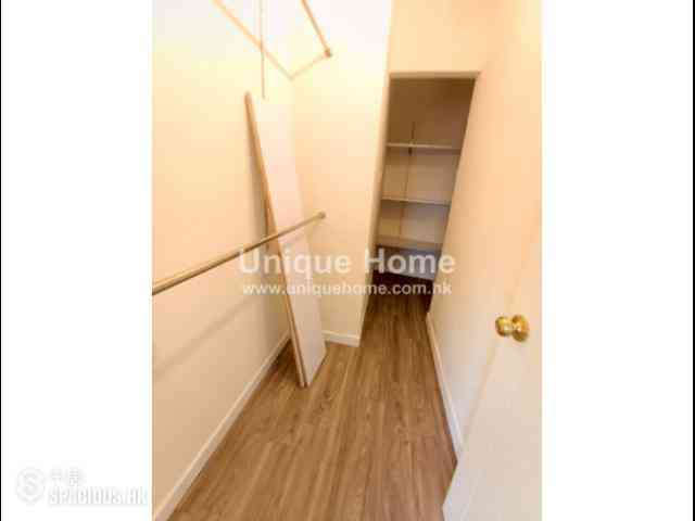 Mid Levels Central - Birchwood Place 05