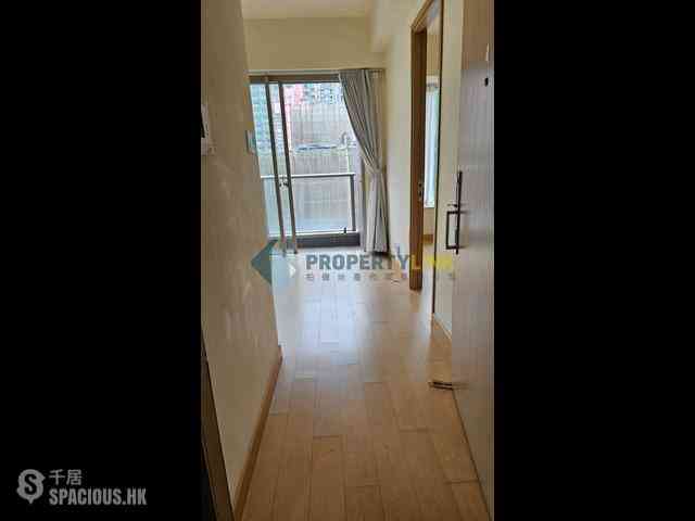 Sai Ying Pun - Island Crest 08