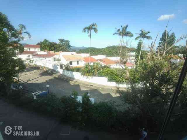 Clear Water Bay - Las Pinadas 02