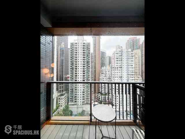 Sai Ying Pun - The Queens 04