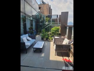Shau Kei Wan - Island Garden Block 2 03