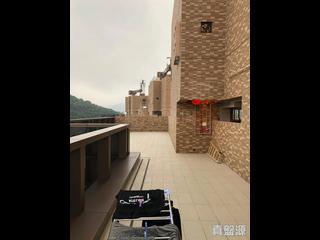 Shau Kei Wan - Island Garden Block 2 03