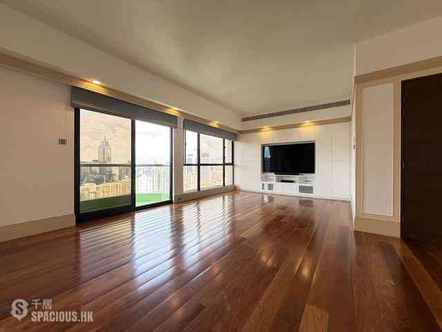 Mid Levels East - Bowen Place 03