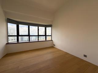 Mid Levels East - Bowen Place 07