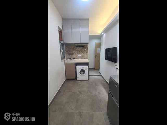 West Kowloon - Man Wah Building 01