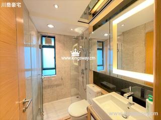 Mid Levels Central - Hillsborough Court 05