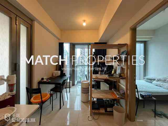 Sai Ying Pun - King's Hill 01