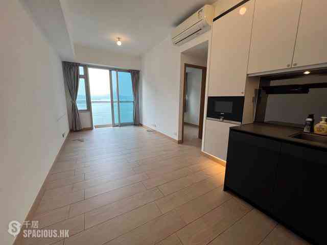 Tung Chung - Century Link Phase 1 Tower 6A 01