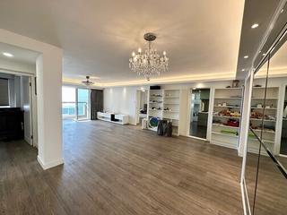 Pok Fu Lam - Baguio Villa Block 36 03