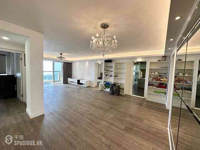 Pok Fu Lam - Baguio Villa Block 36 03