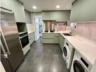 Pok Fu Lam - Baguio Villa Block 36 07