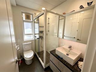 Pok Fu Lam - Baguio Villa Block 36 08