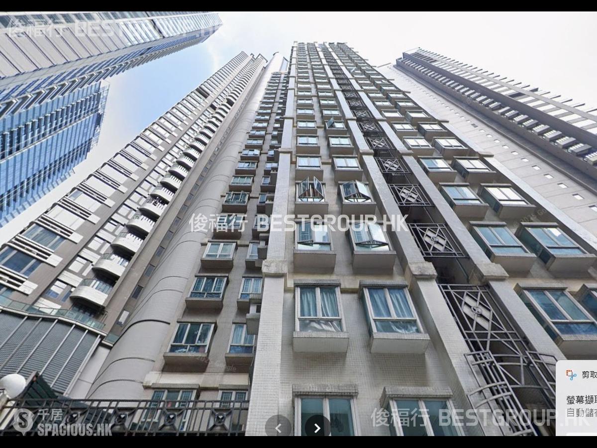 Mid Levels Central - Windsor Court 01