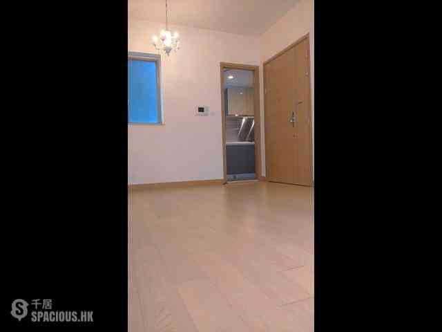 Sai Ying Pun - Island Crest Block 1 06