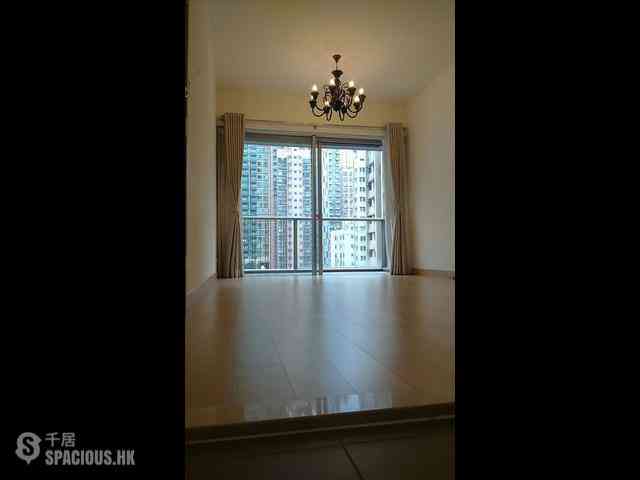 Sai Ying Pun - Island Crest Block 1 09