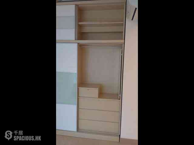 Sai Ying Pun - Island Crest Block 1 11