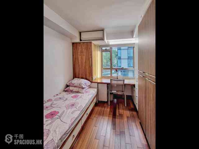 Wan Chai - Phoenix Court Block 2 07