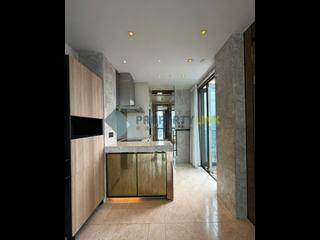 Kennedy Town - Imperial Kennedy 11