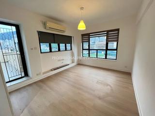 Happy Valley - Garwin Court 07
