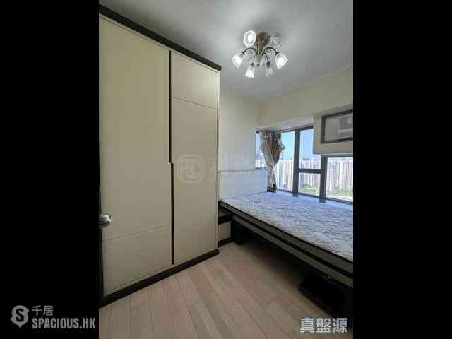 Sai Wan Ho - Grand Promenade Block 2 02