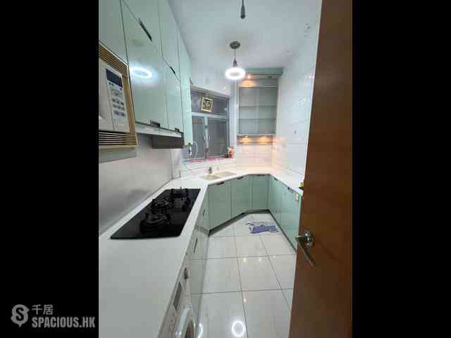 Tung Chung - Coastal Skyline Phase 1 Block 6 06