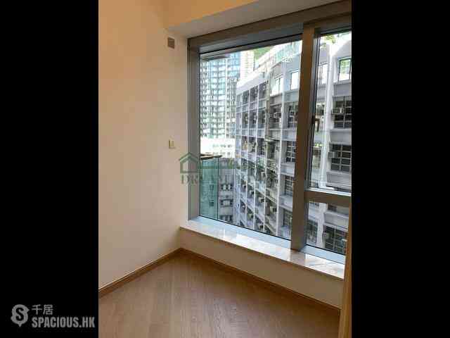 Sai Ying Pun - 63, Pokfulam 04
