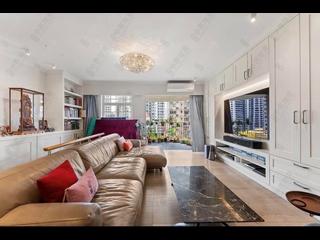 Mid Levels Central - Pearl Gardens Block EF 02