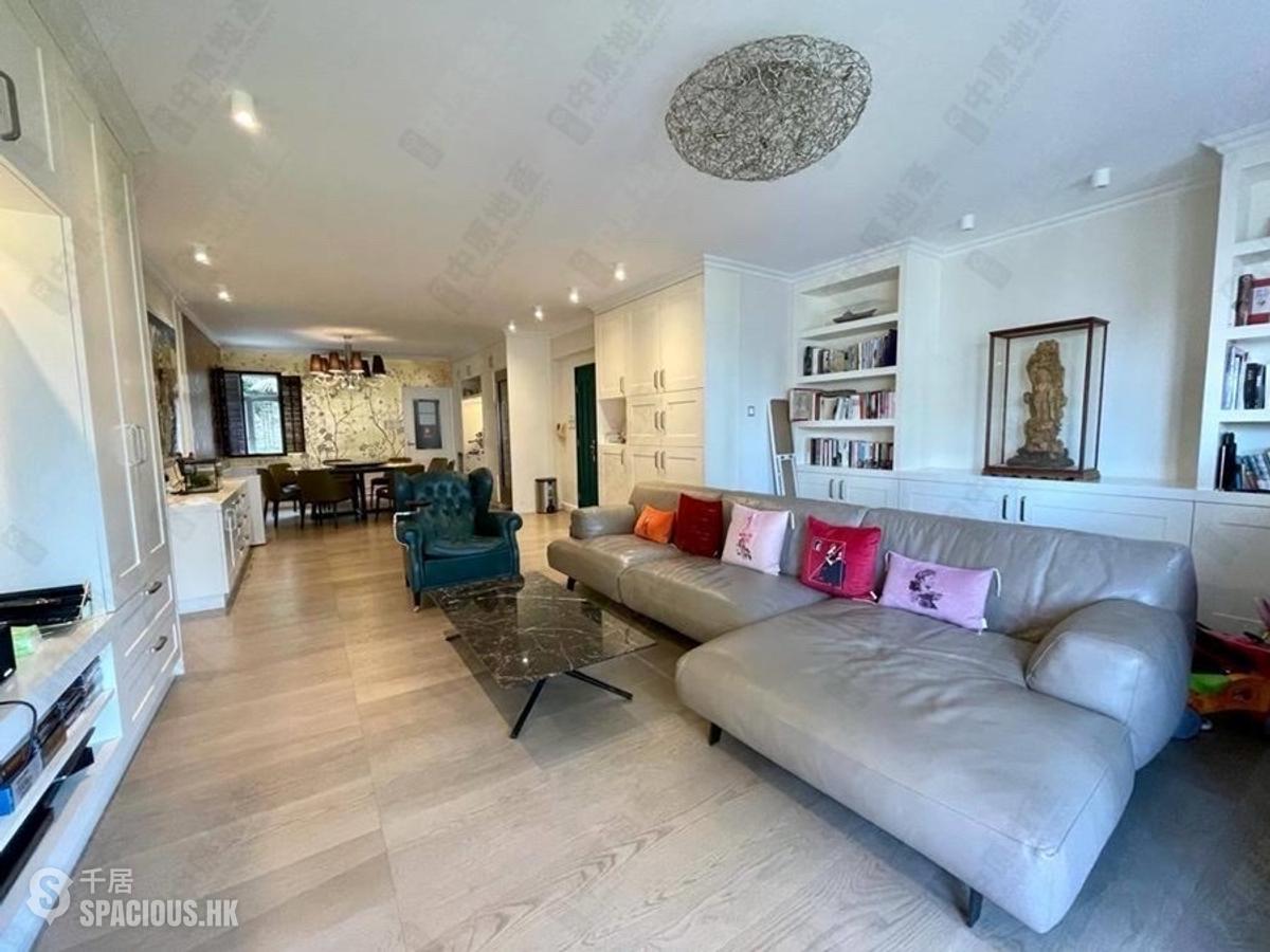 Mid Levels Central - Pearl Gardens Block EF 01
