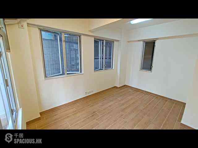 Sheung Wan - On Wing Building 04