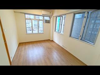 Sheung Wan - On Wing Building 03