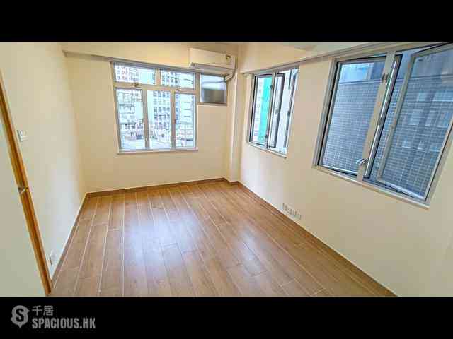 Sheung Wan - On Wing Building 03