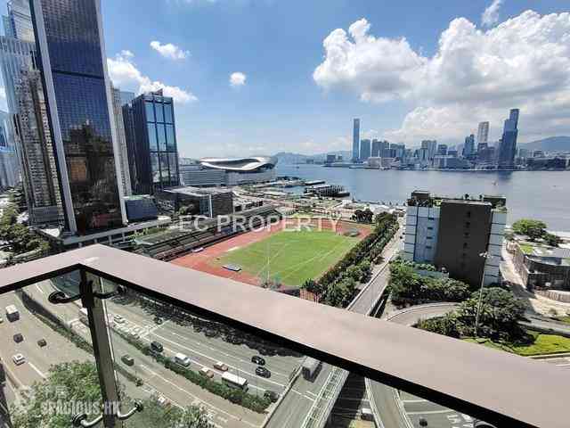 Wan Chai - The Gloucester 02