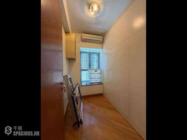 Tseung Kwan O - Park Central Phase 2 Block 12 04
