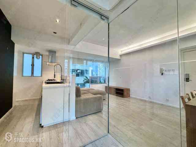 Mid Levels Central - The Rednaxela 12