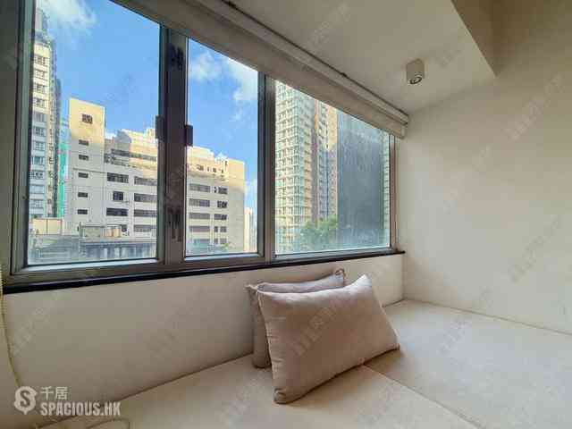 Mid Levels Central - The Rednaxela 16