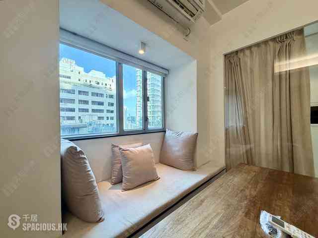 Mid Levels Central - The Rednaxela 06