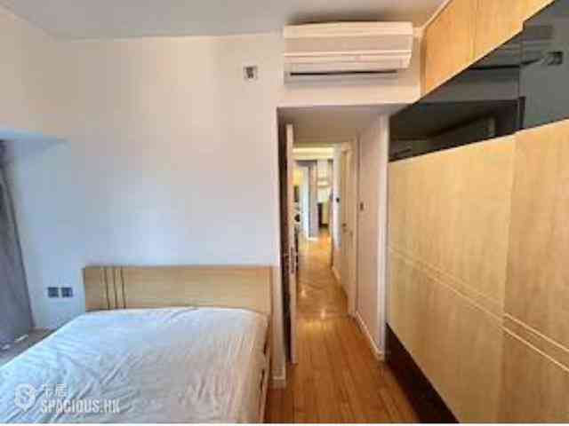 Wan Chai - The Zenith 07