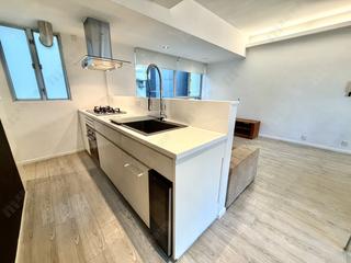 Mid Levels Central - The Rednaxela 19