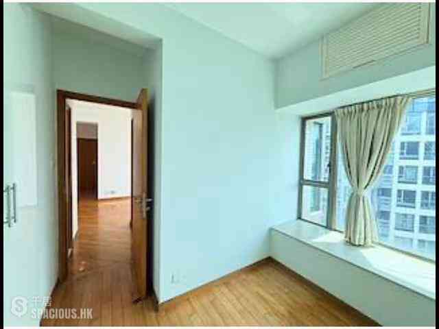 Wan Chai - The Zenith 07