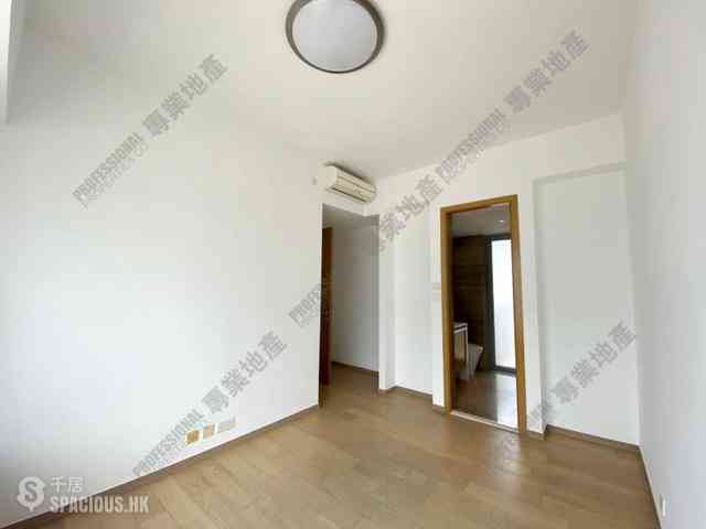 Sai Ying Pun - The Summa 03