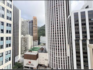 Wan Chai - The Avenue 03